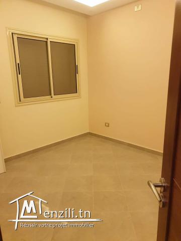 Appartement de 120 m2 au  1er étage