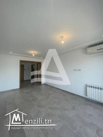 A louer appartement a la soukra