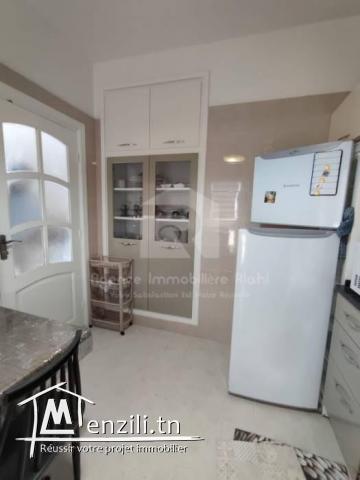 A LOUER (court durée ) un appartement S2 meublé situé  à chatt Mariem