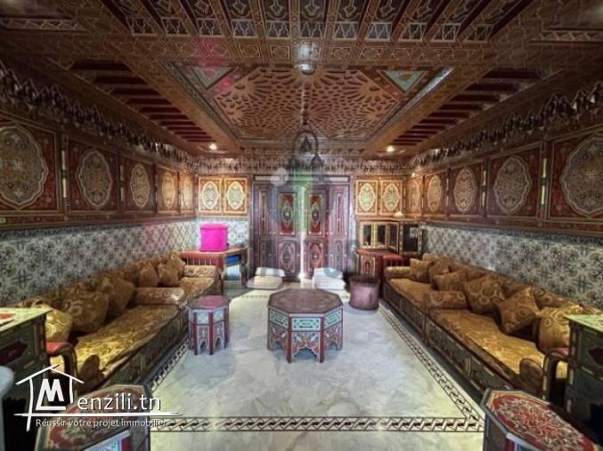 À vendre Villa avec piscine  de 870 m² sur un terrain isolée de 747 m² à Sidi el mahersiNabeul