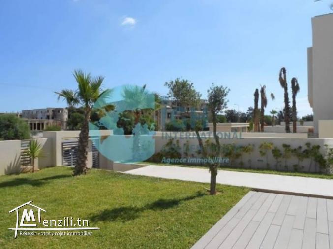 A VENDRE UNE VILLA S3 AVEC PISCINE A GAMMARTH