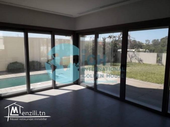 A VENDRE UNE VILLA S3 AVEC PISCINE A GAMMARTH