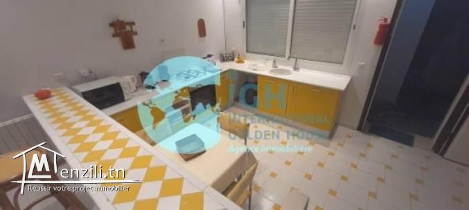 A LOUER UN LOFT S1 MEUBLE AVEC JARDIN A LA SOUKRA