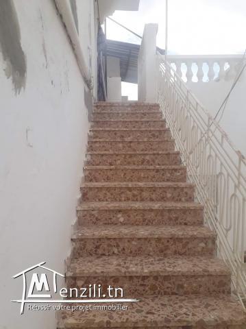 منزلين للبيع فوق بعضهم