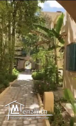 App Dans Une Résidence Avec Piscine