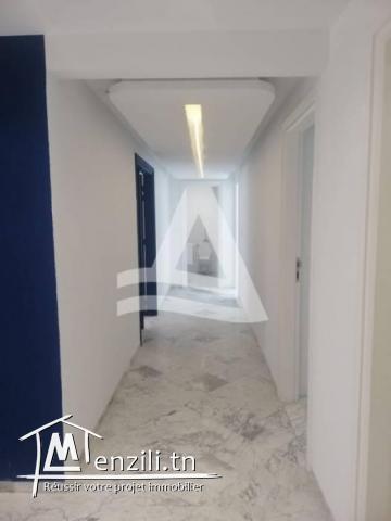 A louer bureau au berge du lac 1