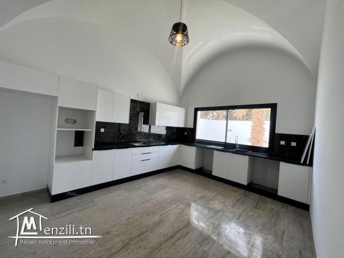 V480 Villa CANAL VILLA CANAL