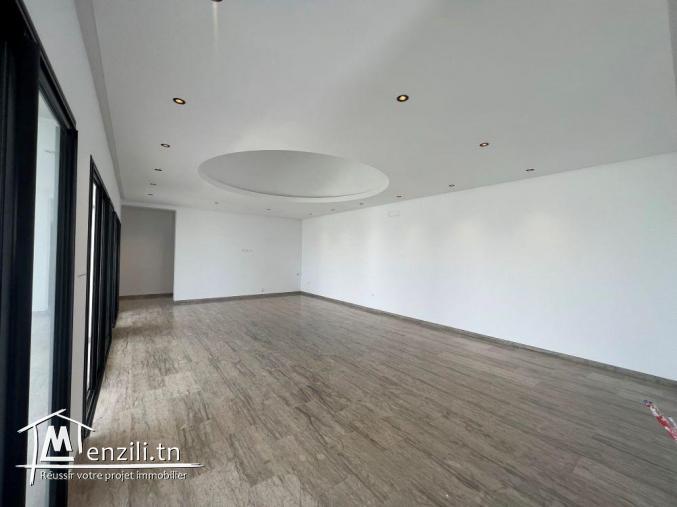 V480 Villa CANAL VILLA CANAL