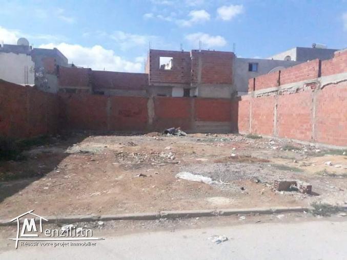 terrain à vendre à fouchana centre 330m