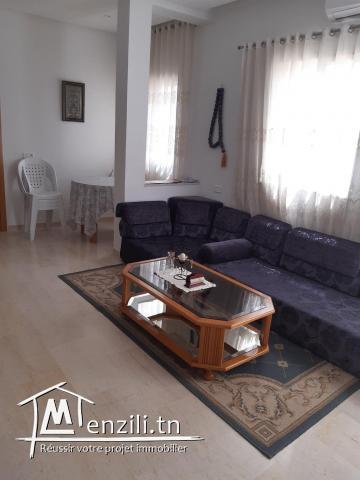 Appartement neuf Meublé étage villa Salon plus 2 chambres avec garage pour voiture 110dt la nuité...