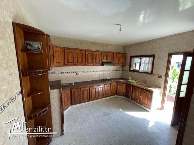 Appartement à louer S+4 cité Ibn Khaldoun