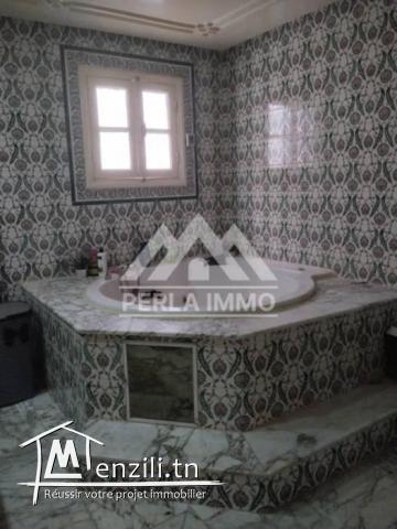 Villa avec 2 appartements et studio Marsa