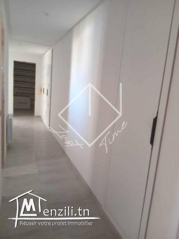 Appartement S2 à vendre à riadh landalous
