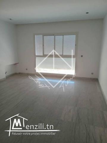 Appartement S2 à vendre à riadh landalous