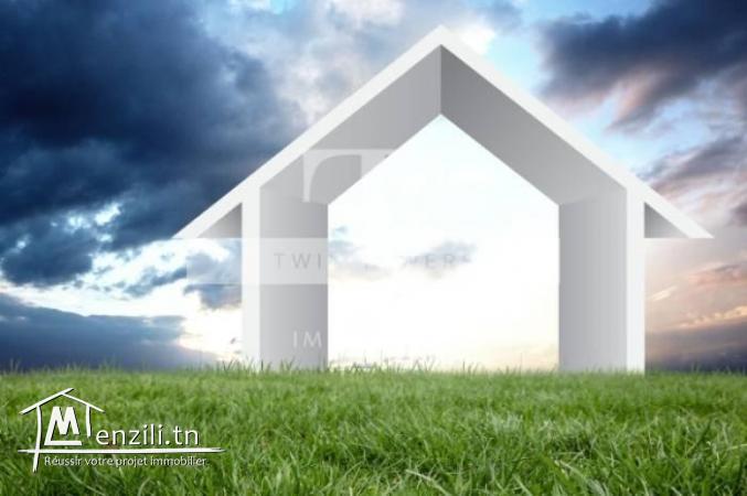 superbe terrain à vendre à chot mariem