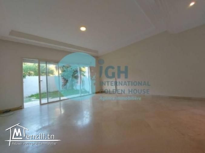 A LOUER UN TRIPLEX AVEC PISCINE A LA GAMMARTH