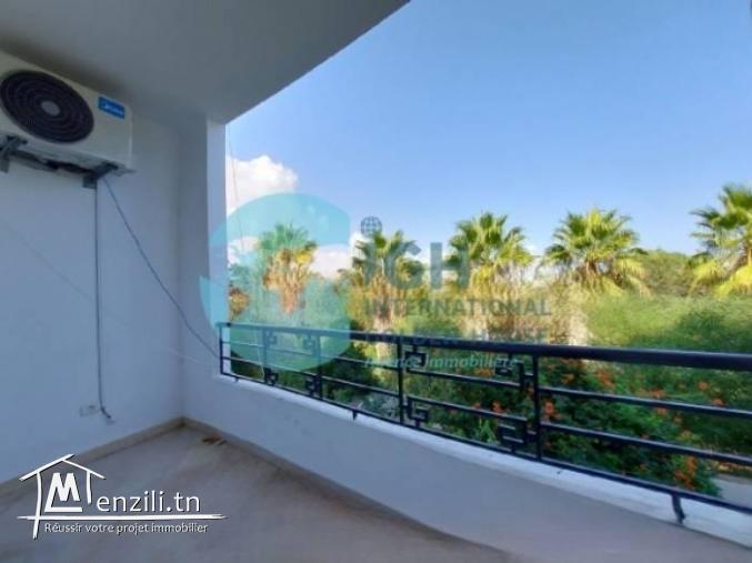 A LOUER UN TRIPLEX AVEC PISCINE A LA GAMMARTH