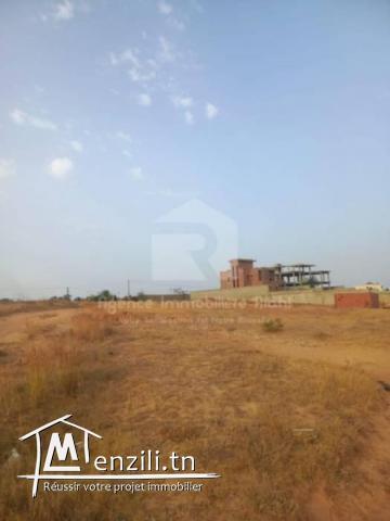 À Vendre terrain de 489.5m² situé à Chatt meriem Koussour Gharnata