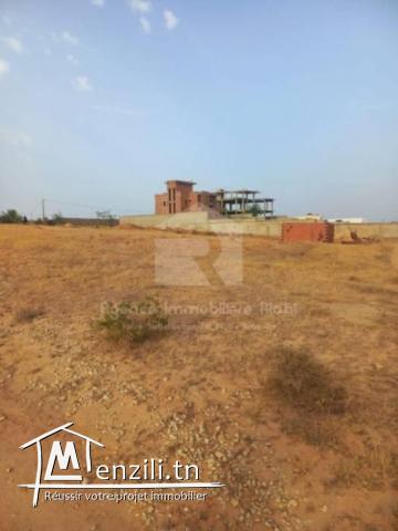 À Vendre terrain de 489.5m² situé à Chatt meriem Koussour Gharnata