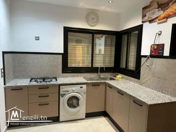 Une villa de haute gamme avec piscine et garage