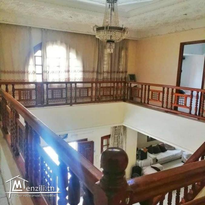A Vendre Villa à Kairouan – 465 m² de Luxe