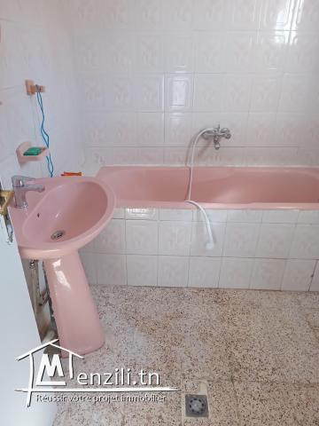 امكانية نبيع كل طابق وحدو (الصور لمنزل الطابق العلوي)