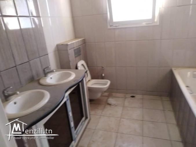 Villa haut standing a vendre a Borj cedria