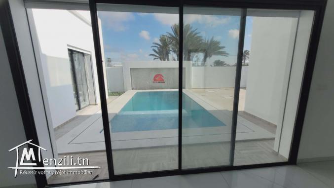 VILLA TITRÉ  AVEC PISCINE À  DJERBA ZA - RÉF V620