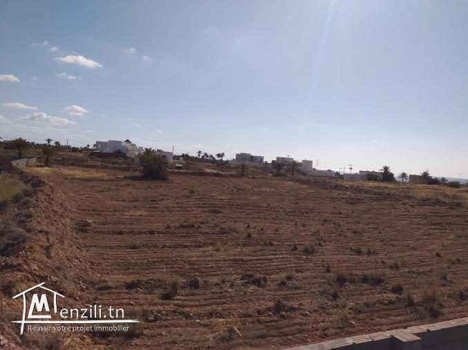 أرض للبيع صالحة للبناء ببروس عمادة أولاد قاسم