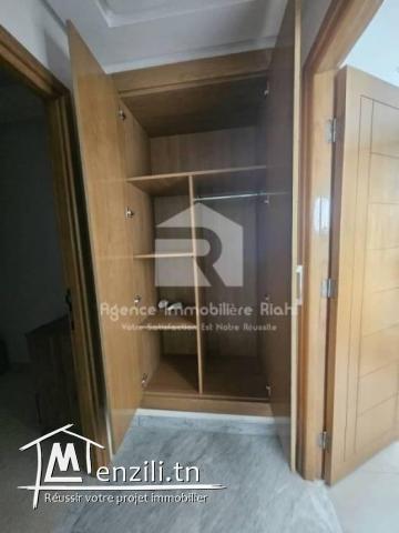 A Louer ( Année scolaire )  un appartement S1 situé à Chatt Meriem- Sousse