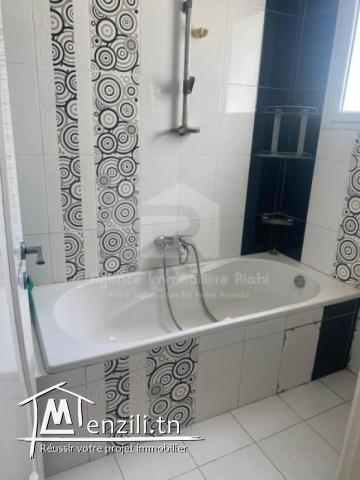À LOUER ( annuelle ) un appartement S2 meublé situé à Hammem Sousse prés Isis