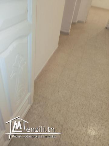 فيلا بطابقين للبيع لها شهادة ملكية فردية