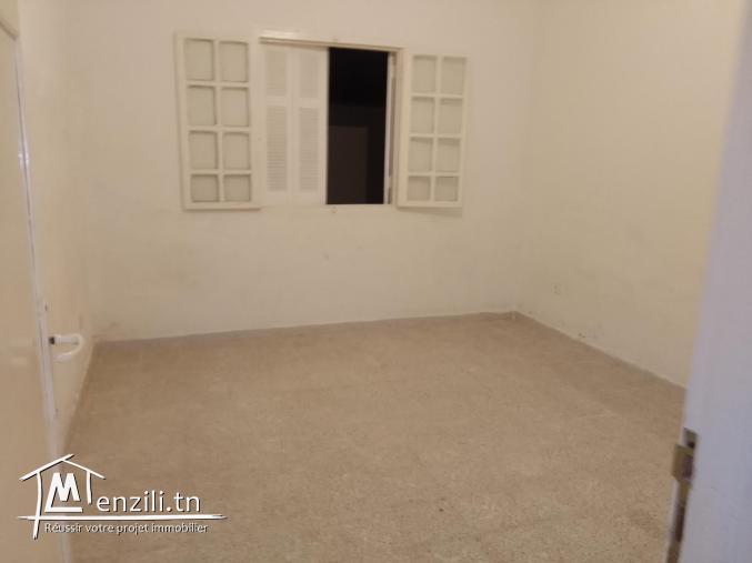 فيلا بطابقين للبيع لها شهادة ملكية فردية