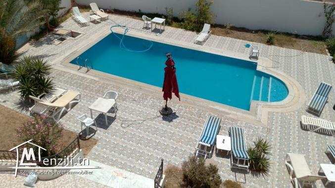 villa avec piscine privée à la nuitée pour 10 personnes Djerba Midoun