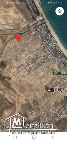 Terrain constructible à 500 mètres de la plage