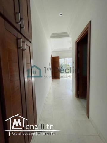 À louer Un Étage de villa S2 aux Jardins de Carthage