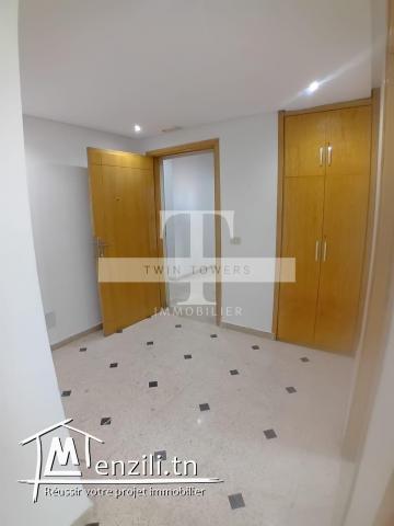 Superbe Bureau à vendre au plein cœur du centre ville