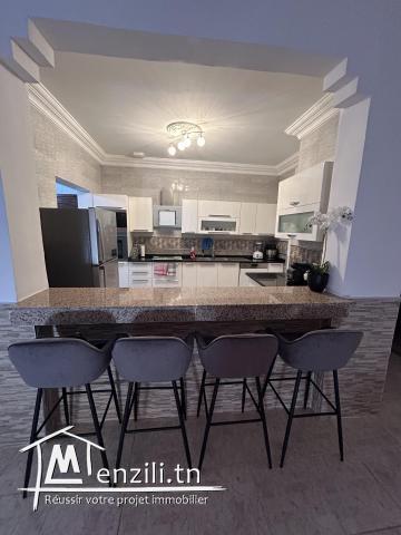 Vend S+3 à Tabarka résidence center tabarka au centre ville près du port