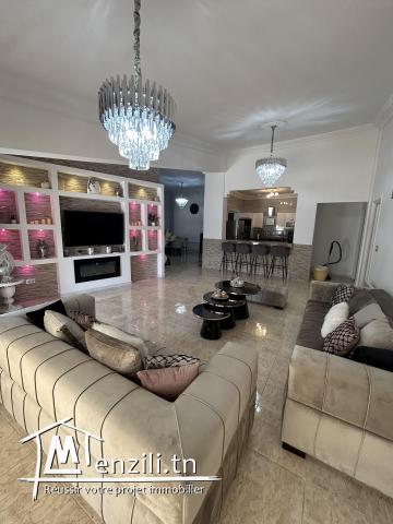 Vend S+3 à Tabarka résidence center tabarka au centre ville près du port