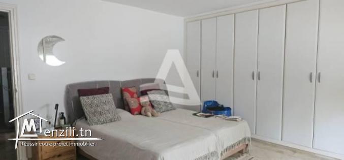 Location d'un RDC de Villa meublé avec piscine à Gammarth