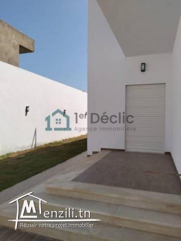 À Vendre  Villa de Luxe Neuve -Très Haut Standing à Choutrana 1