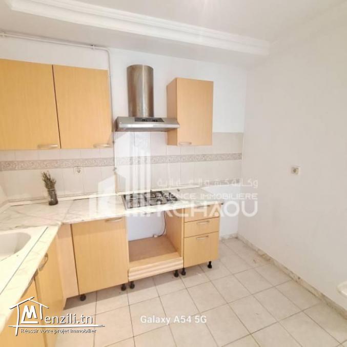 Ennasr à louer s1 sur avenue hedi nouira