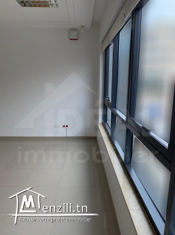 AL Bureau de 357m² au Lac1