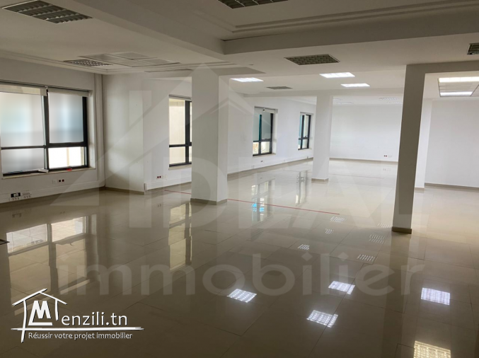 AL Bureau de 357m² au Lac1