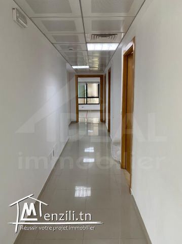 AL Bureau de 357m² au Lac1