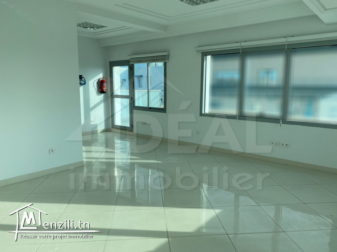 AL Bureau de 346m² au Lac1