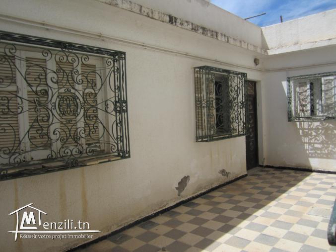 villa à ezzahra bon emplacement