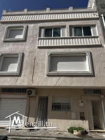 A Vendre a Kelibia un lot de 3 maison /1 Studio /1 Garage