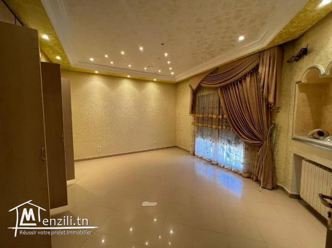 V482 Villa ROYALE MAHRSI VILLA