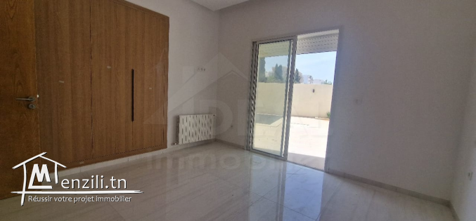 AV Appartement S+3 avec piscine à la soukra